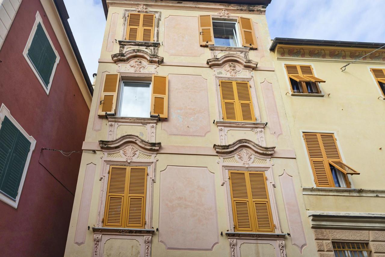 Santa Chiara Apartment By Wonderful Italy Генуя Экстерьер фото